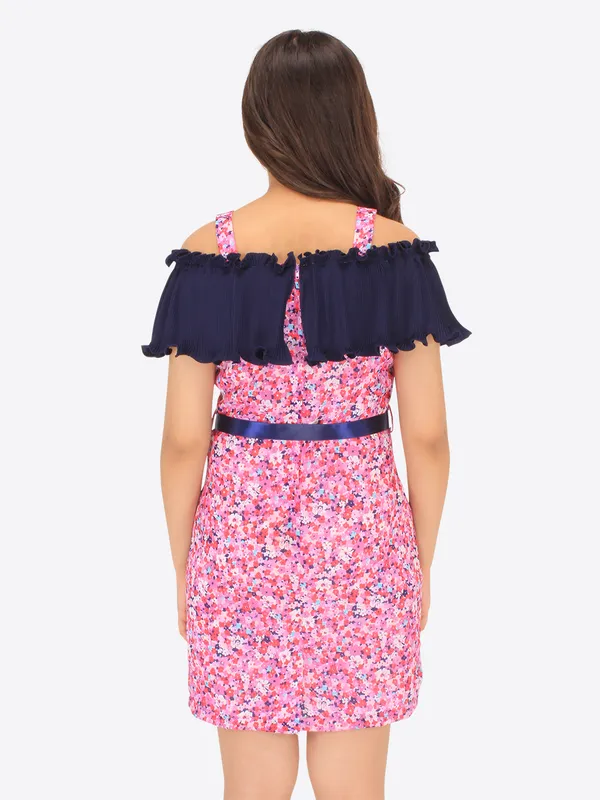 Cutecumber_Girls_Georgette_Floral_Printed_Cold_Shoulder_Pink_Shift_Dress_with_Sling_Bag.CC7184D-PINK