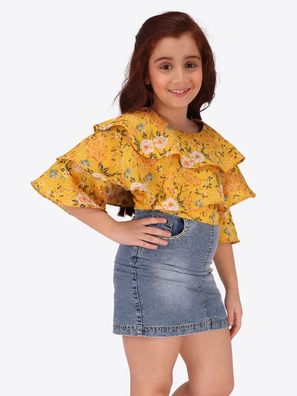 Yellow_Georgette_Denim_Flared_3/4_Sleeve_Regular_Partywear_Dress_For_Girls