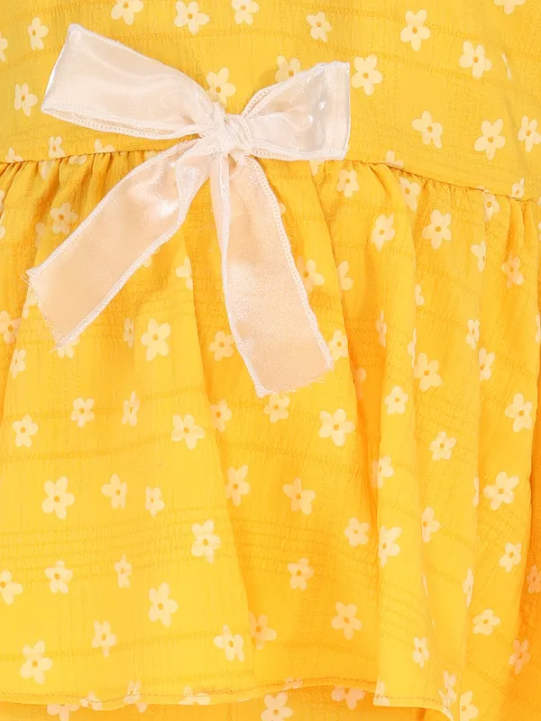 Cutecumber_Stylish_Yellow_Polka_Dot_Top_and_Culottes_Set_CC9416AB-YELLOW