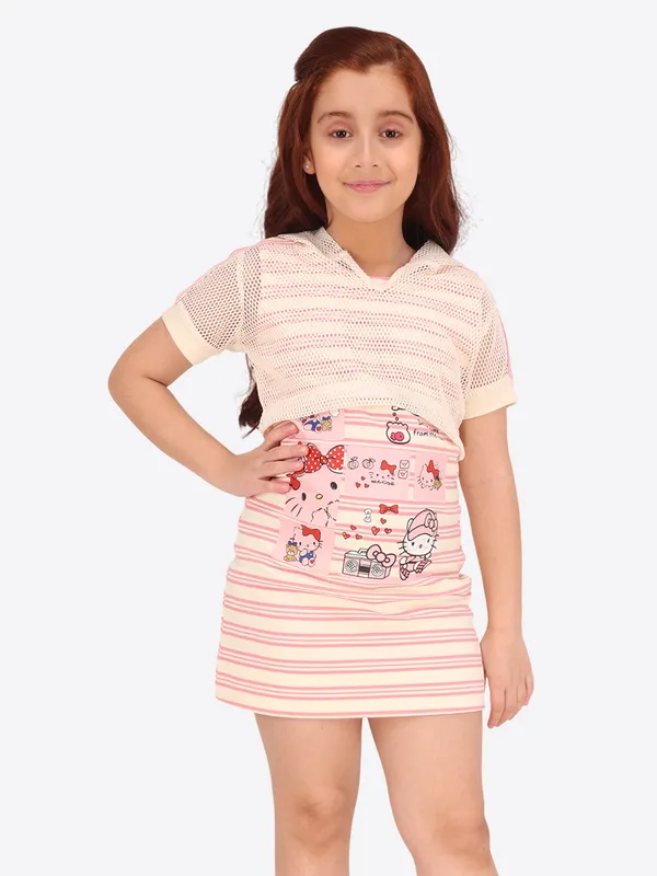Pink_Hosiery_Net_Sleeve_Regular_Partywear_Dress_For_Girls