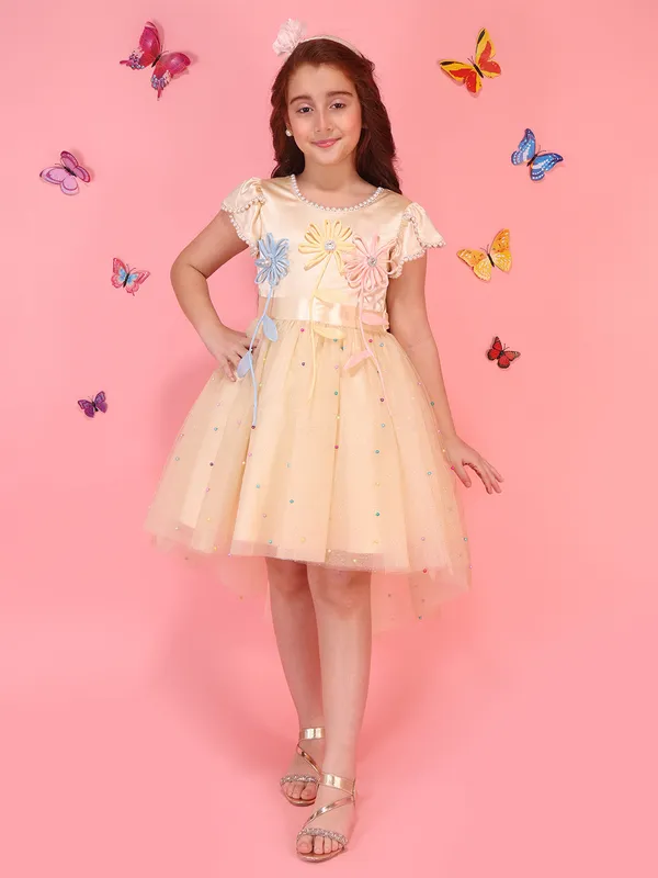 Cutecumber_Girls_Cream_Summer_Party_&_Casual_Outfit_Pearl_Net_Fit_&_Flare_Dress_with_3D_Floral_Neckline,_High-Low_Hem,_Zip_Closure,_Birthday_Dress_for_Baby_Girls_&_Kids_Age_1-15_Yrs