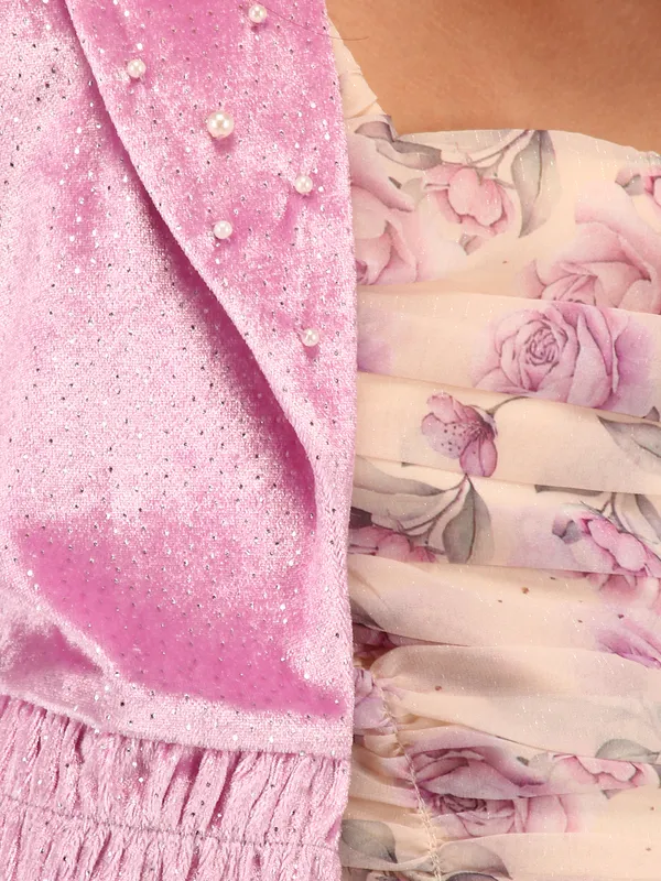 Cutecumber_Pink_Ruched_Shift_Dress_with_Full_Sleeve_Chenille_Shrug