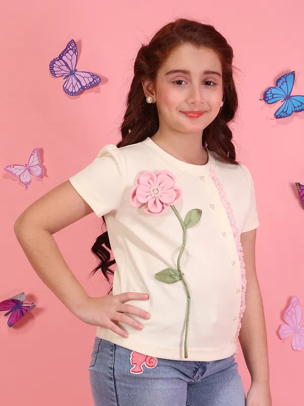 Cutecumber_Girls_Cream_Applique_Floral_Top_Round_Neck_Short_Sleeve_Casual_Cotton_Blend_Soft_Summer_Stylish_Kids_Fashion_T_Shirt_with_Button_Detail_Outfit_for_Baby_Girls_&_Kids_Age_1-15_Yrs