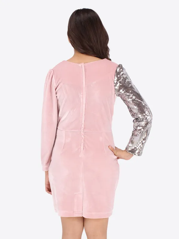 Cutecumber_Girl's_Chenille_Sequin_Embellished_Full_Sleeves_Dustypink_Shift_Dress._CC6876D-DUSTYPINK-44