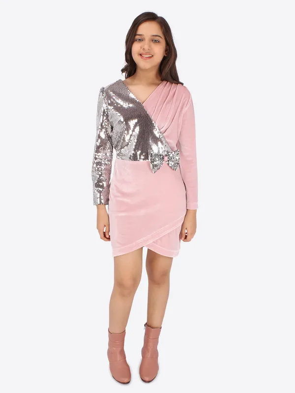 Cutecumber_Girl's_Chenille_Sequin_Embellished_Full_Sleeves_Dustypink_Shift_Dress._CC6876D-DUSTYPINK-44