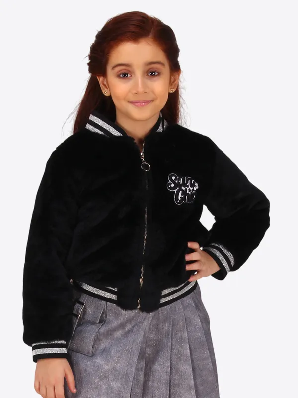Cutecumber_Girls_Black_Fleece_&_Fur_Bomber_Full_Sleeve_Jacket_with_Zipper_Closure_Warm_Winter_Wear_for_Baby_Girls_&_Kids_(1�15_Years)