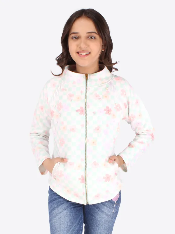 Cutecumber_Girls_Suede_Checkered_&_Floral_Printed_Green_Sweatshirt._CC6748A-GREEN-44