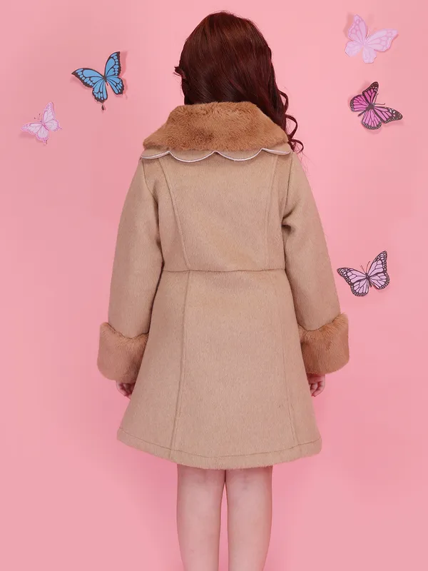 Cutecumber_Girls_Beige_Winter_Party_Outfit_Fur_Coat_Dress_A_Line_Plain_Tweed_Fabric_with_Button_Closure_for_Baby_Girls_and_Kids_Age_1_to_15_Yrs_Fur_Collar_Stylish_Winter_Wear_Festive_Birthday_Dress