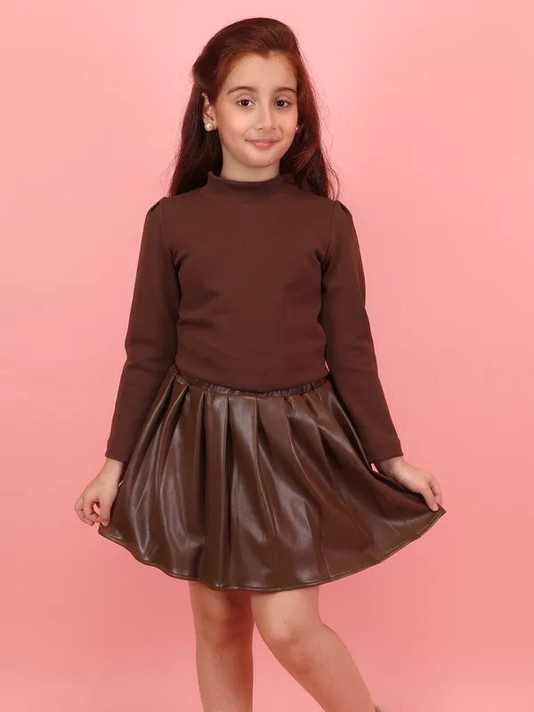 Cutecumber_Girls_Brown_Leatherette_Vest_Clothing_Set_with_Jacket_Fur_Trim_and_Knit_Back_Button_Closure,_Sleeveless_Layering_Piece_for_Baby_Girls_and_Kids_Ages_1�15_Years_Trendy_Western_Design