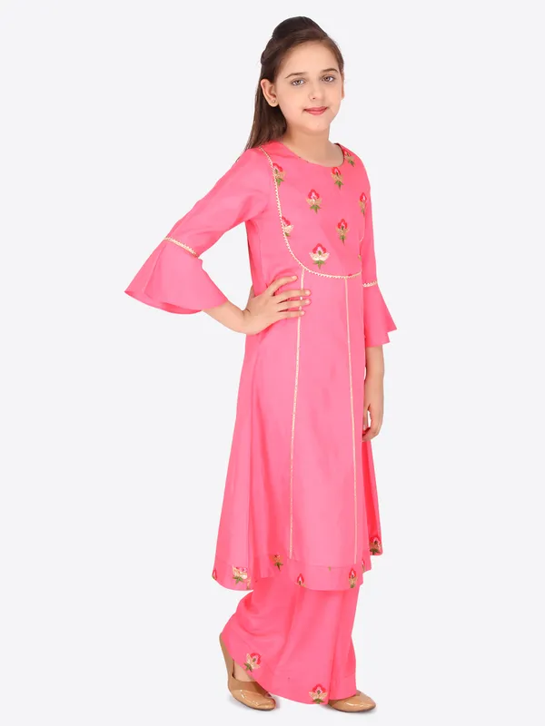 Cutecumber_Girls_Silk_Floral_Embroidered_Kurta_&_Palazzo_Set._CC5226AB-PINK-44