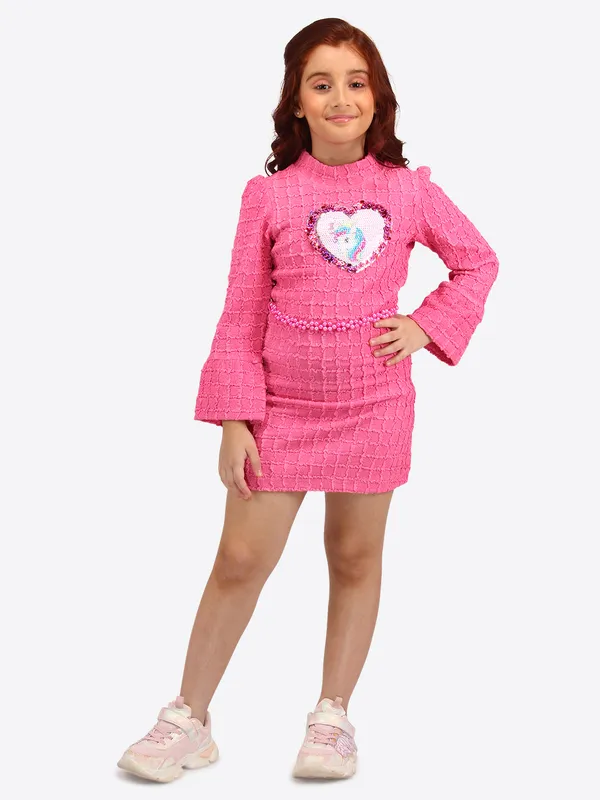 Cutecumber_Fuchsia_Textured_Knitted_Shift_Dress_with_Pink_Colour_Belt.CC8589D-FUCHSIA