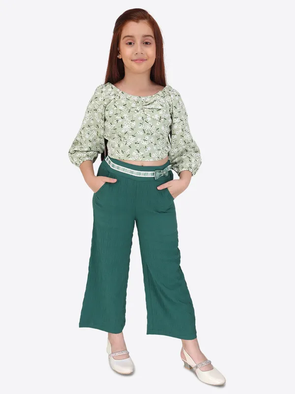 Smart_Casual_Floral_Printed_&_Solid_Clothing_Set