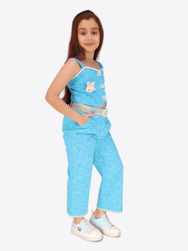 Make_a_splash_with_this_trendy_Aqua_Sleeveless_Top_and_Trouser_Set