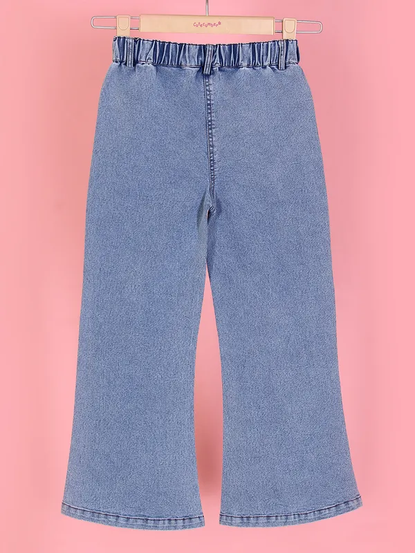 Cutecumber_Girls_Blue_Denim_Flared_Jeans_Elastic_Waist_Floral_Applique_Patch_Wide_Leg_Stylish_Trendy_Kids_Fashion_Comfortable_Bottomwear_Baby_Girls_&_Kids_Age_1-9_Yrs