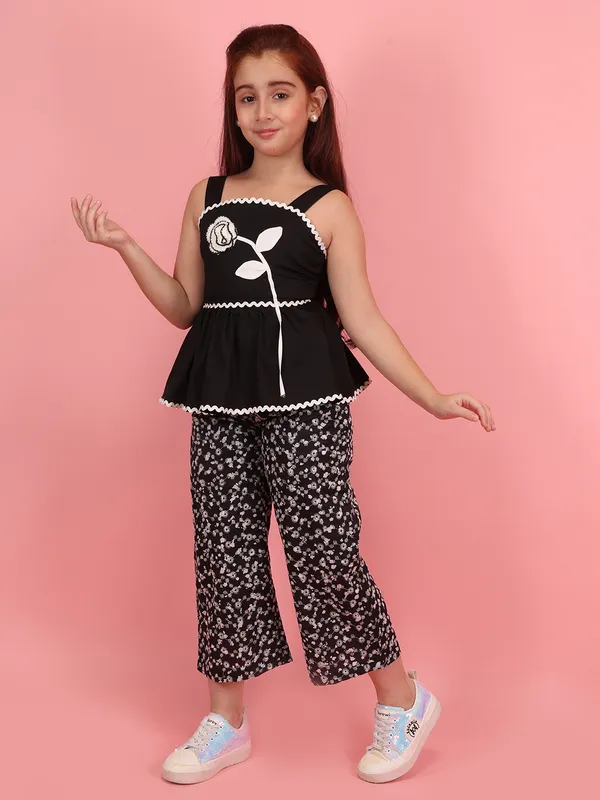 Cutecumber_Girls_Black_&_White_Poplin_Embroidered_Sleeveless_Top_&_Floral_Palazzo_Pant_Co-Ord_Set_with_Bow_&_Contrast_Trim_Birthday_Party_Casual_Outfit_for_Baby_Girls_&_Kids_(Age_1�15_Yrs)