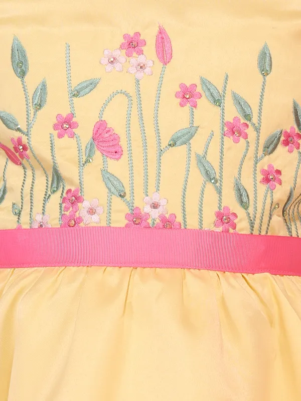 Cutecumber_Girls_Yellow_Satin_Fit_&_Flare_Dress_with_Floral_Embroidery,_Puff_Sleeves,_Zip_Closure,_Trendy_Party_&_Casual_Outfit_Birthday_Dress_for_Baby_Girls_&_Kids_Age_1-15_Yrs