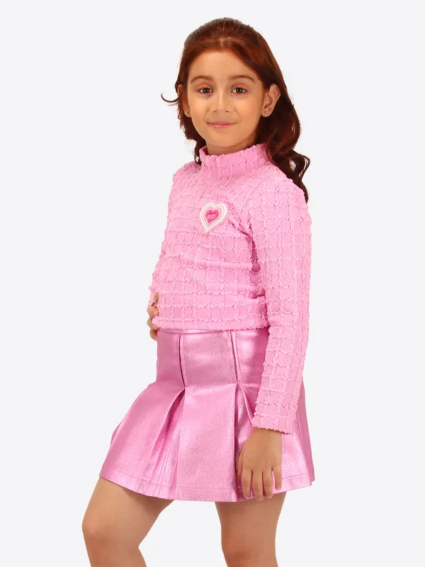 Cutecumber_Pink_textured_knitted_top_with_Box_Pleated_skirt_set.