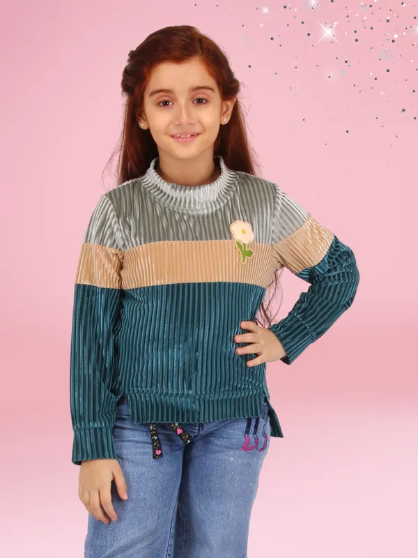 Cutecumber_Color_Blocked_Full_Sleeve_Sweatshirt_for_Women,_Chenille_Fabric,_Zip_Closure_on_Back,_Soft_&_Cozy_for_Everyday_Wear_|_CC8625A-TELL