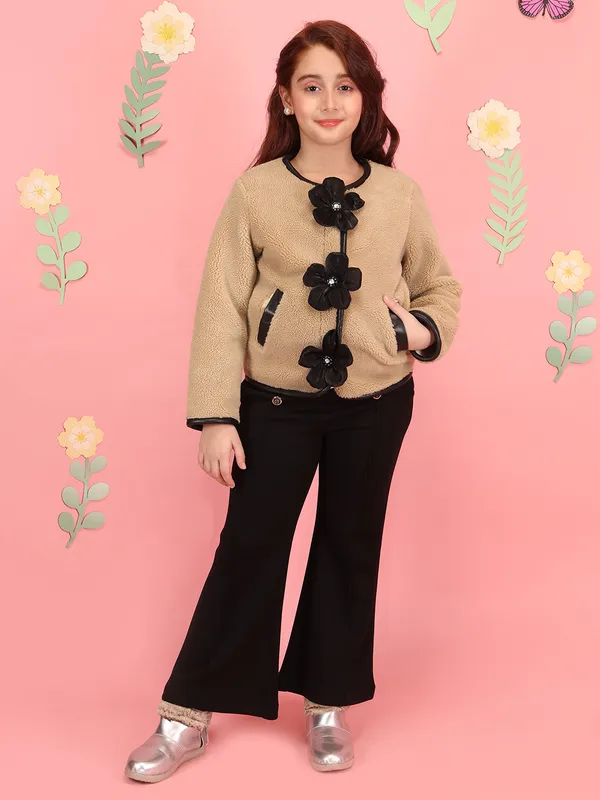 Cutecumber_Girls'_Warm_Winter_Sweatshirt_Beige_Shearling_Fabric_Round_Neck_Full_Sleeve_Pullover_Top_Ribbon_Bow_Embellished_Stylish_Button_Closure_Fancy_Casual_Outfit_for_Baby_Girls_&_Kids_Age_1-15_Yrs