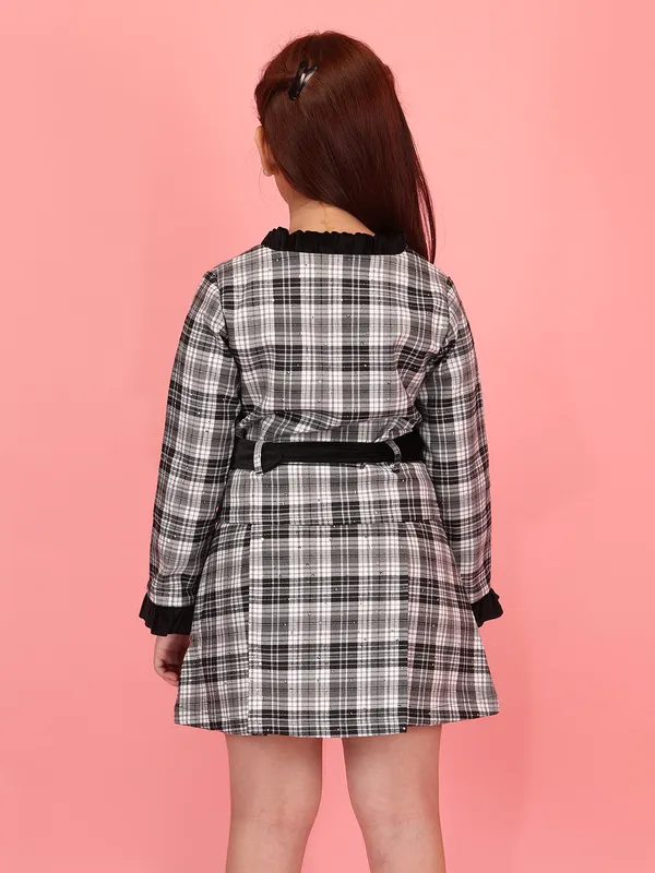Cutecumber_Black_Winter_Dress_for_Girls'_Check_Plaid_Tweed_Fabric_Ruffled_Collar_Full_Sleeve_Fit_&_Flare_Knee_Length_Fancy_Button_Closure_Casual_Party_Outfit_for_Baby_Girls_&_Kids_Age_1-15_Yrs