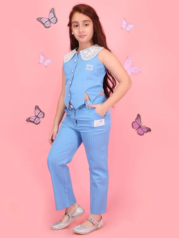 Cutecumber_Girls_Blue_Striped_Two_Piece_Summer_Clothing_Set_Polyester_Fabric_Button_Closure_Sleeveless_Top_Peter_Pan_Collar_Straight_Fit_Pants_Stylish_Kids_Casual_Wear_for_Baby_Girls_1_to_15_Yrs