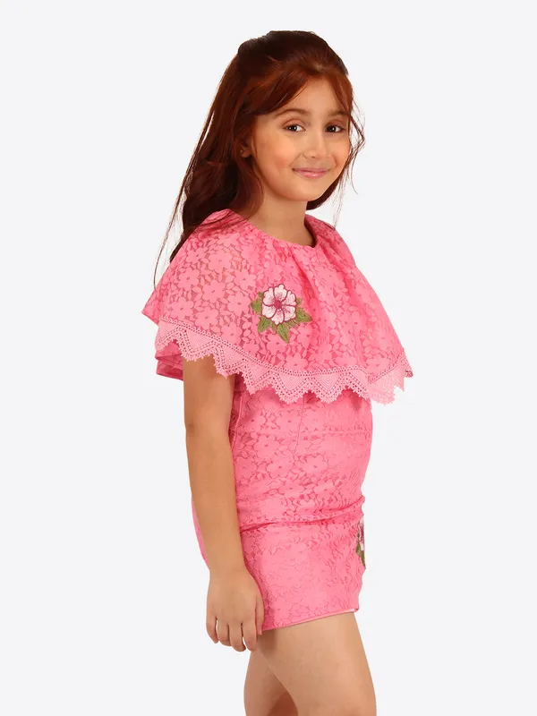 Pink_Lace_Cape_Styles_Shift_Dress_with_Floral_Embroidery_Comes_with_a_Matching_Bag