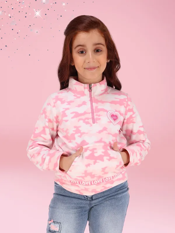 Cutecumber_Adorable_Heart_Printed_Fleece_Sweatshirt_Heart_Print_Design_|_CC8755A-PINK