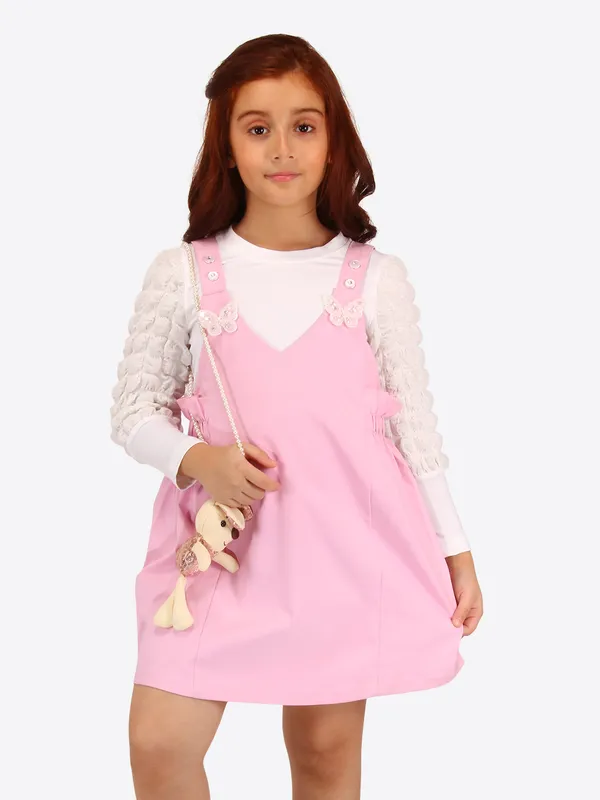 Pink_dungaree_dress_with_bubble_sleeve_t-shirt