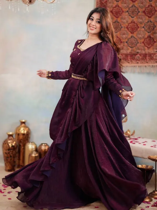 Designer_Party_Wear_Lahenga_Saree_Collection