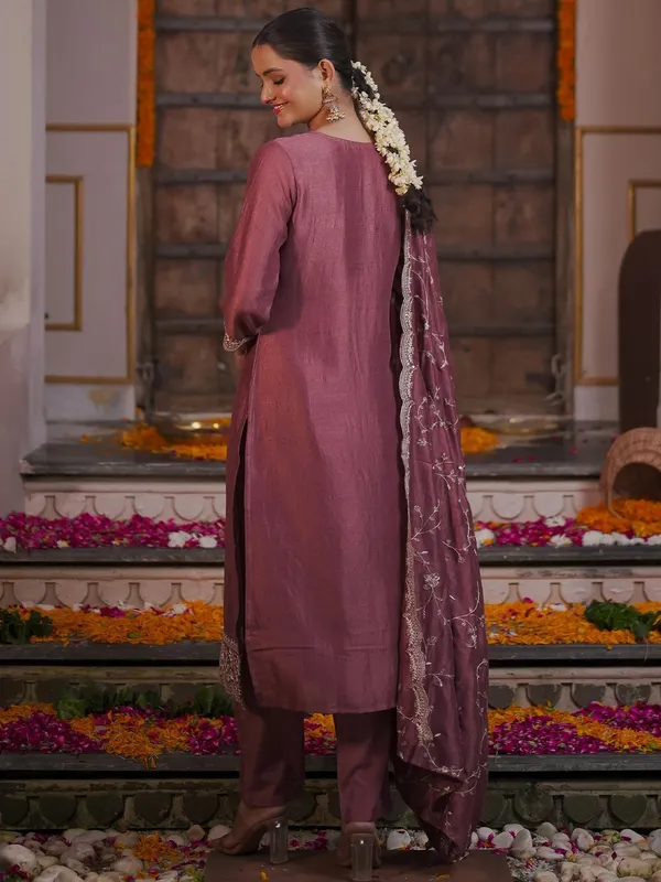 Mauve_&_White_Silk_Blend_Ethnic_Motifs_Embroidered_Kurta_,_Trousers_&_Dupatta_For_Women