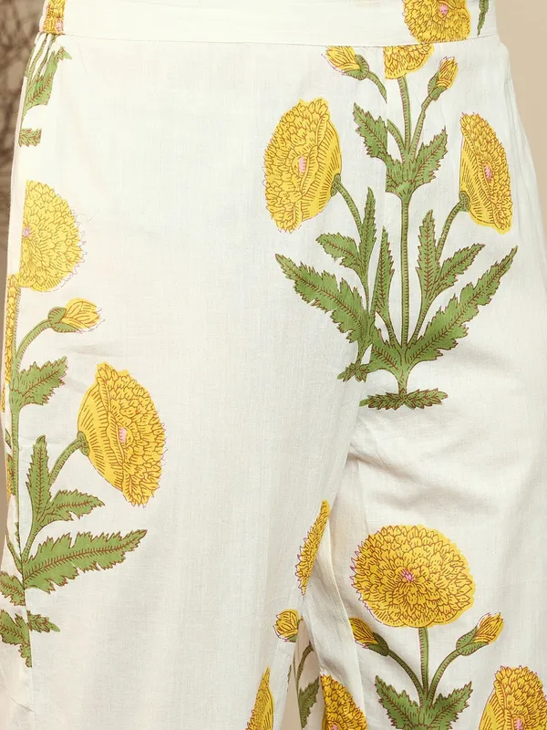 White_&_Yellow_Pure_Cotton_Floral_Printed_Straight_Kurta_,_Trousers_For_Women