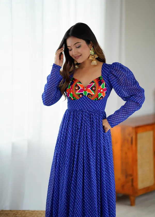 Kalamathan_royal_blue_leheriya_pattern_Gown