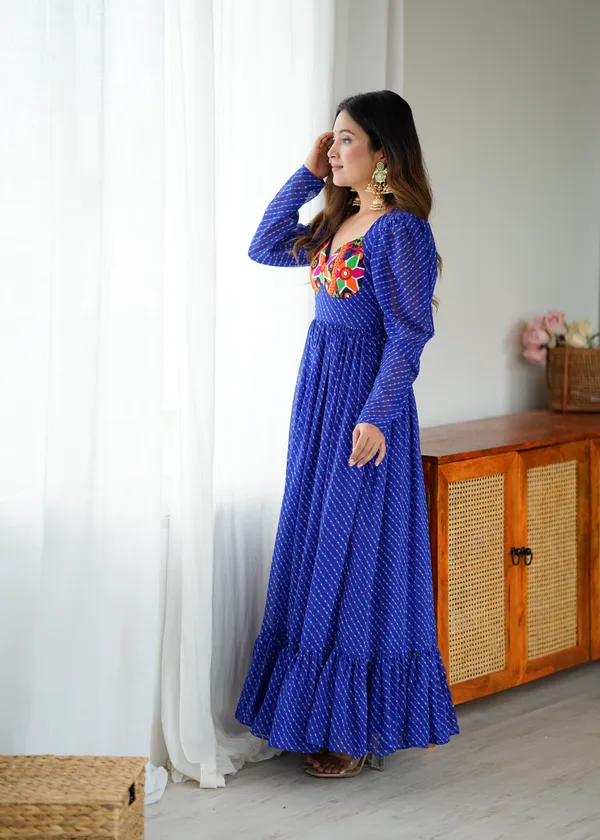 Kalamathan_royal_blue_leheriya_pattern_Gown