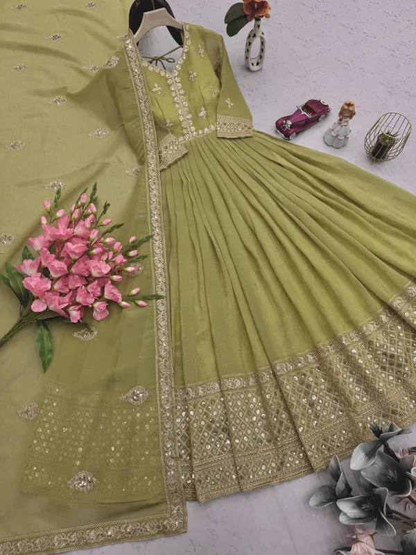 The_Lumina_Grace_Anarkali_Set