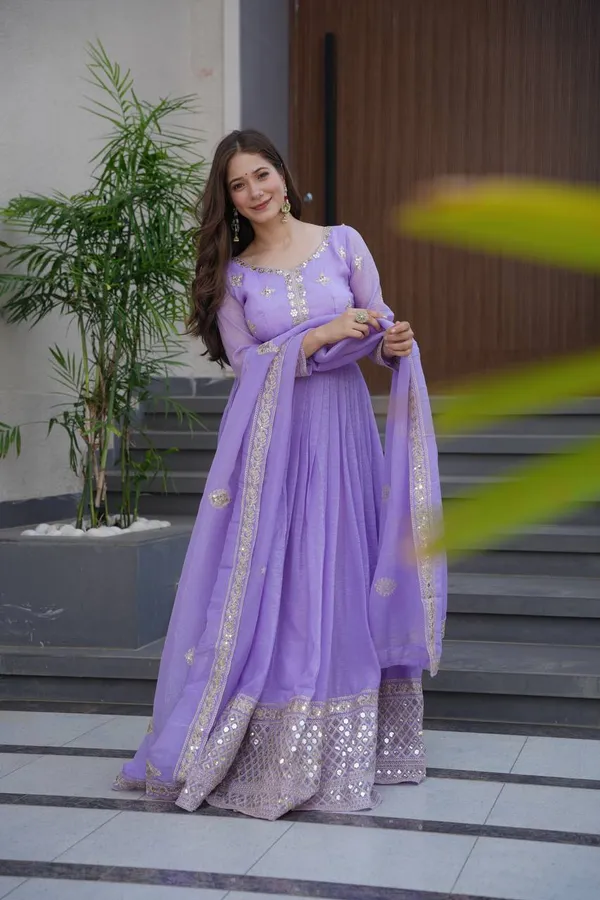 The_Lumina_Grace_Gown_Set