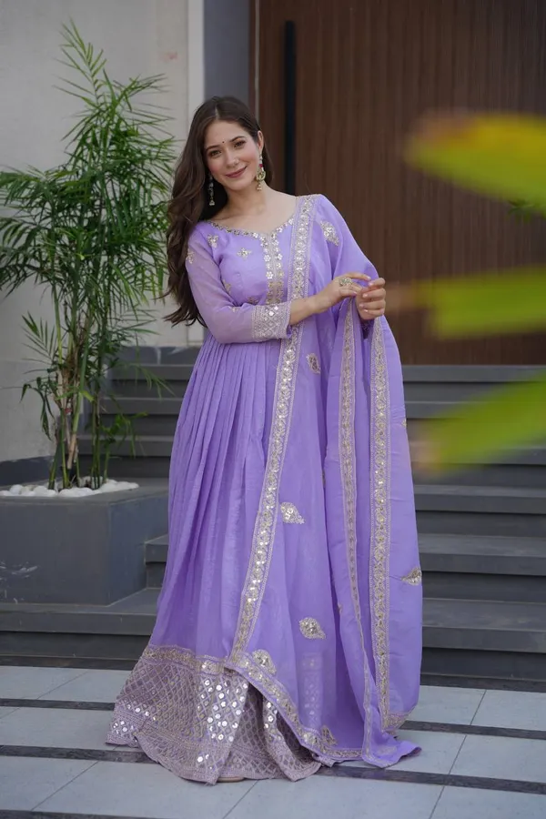 The_Lumina_Grace_Gown_Set