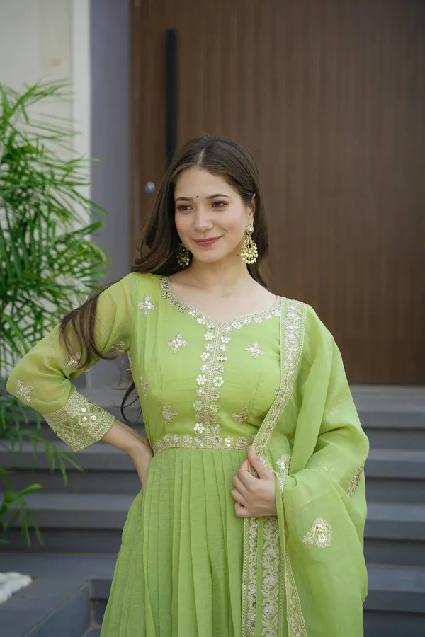 The_Meadow_Melody_Anarkali_Set