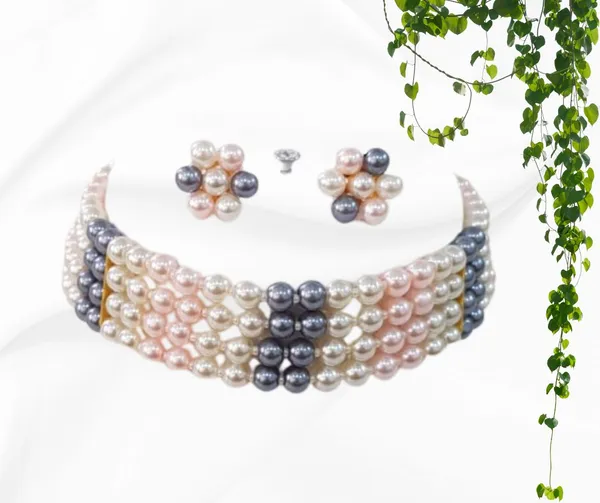 4_Layer_Multicolor_Pearl_Necklace_with_Stud_Earrings
