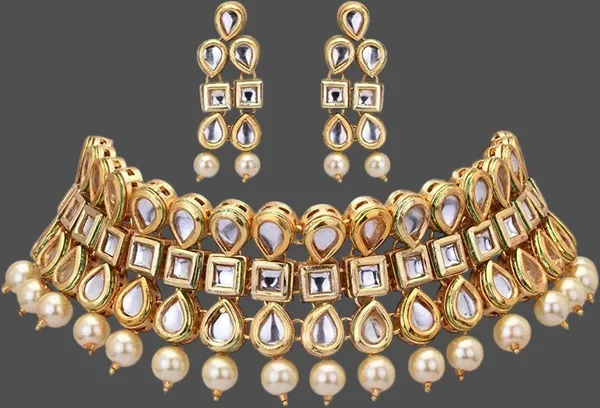 Gold_Indian_Traditional_Bridal_Jewelry_Set_Embellished_With_Pearl_&_Kundan_For_Women