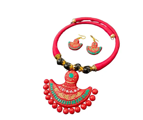 Artisan_Red_Terracotta_Jewelry_Set