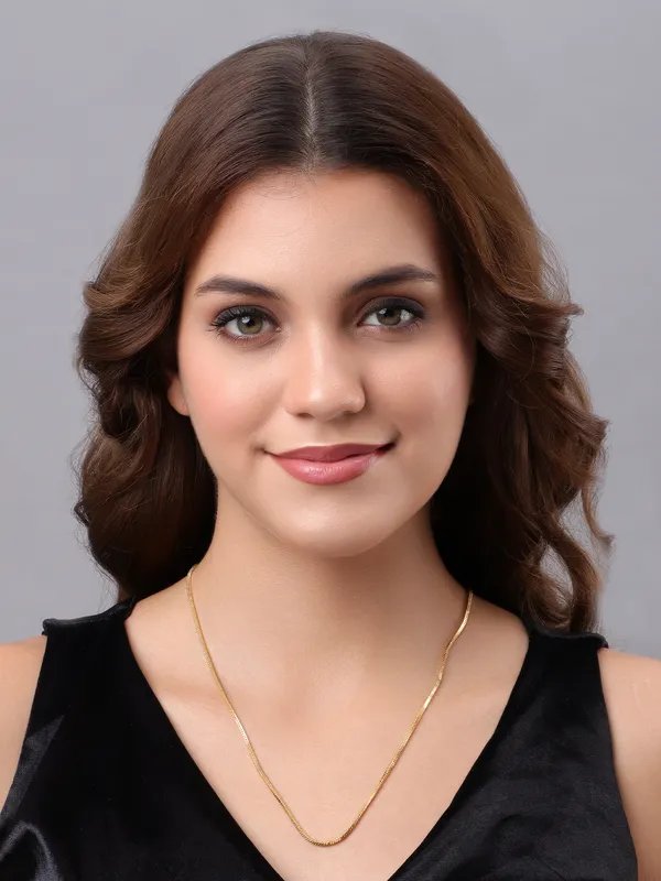 Classic_Herringbone_Style_Necklace_in_Gold_Finish