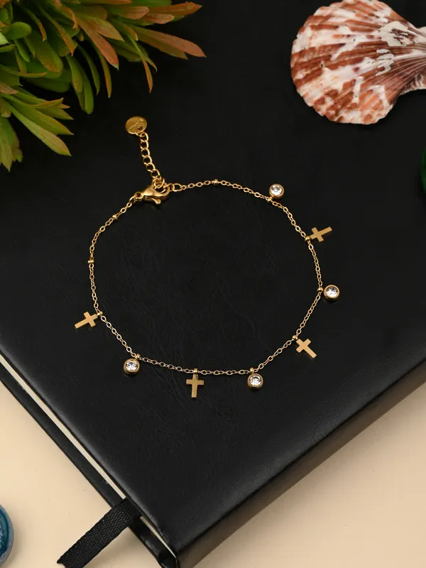 Delicate_Gold_Cross_and_Crystal_Charm_Bracelet