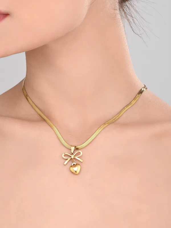 Delicate_Gold-Tone_Heart_&_Bow_Pendant_Necklace