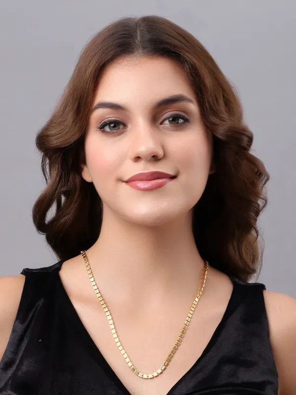 Elegant_14K_Gold_Plated_Rectangle_Link_Chain_Necklace