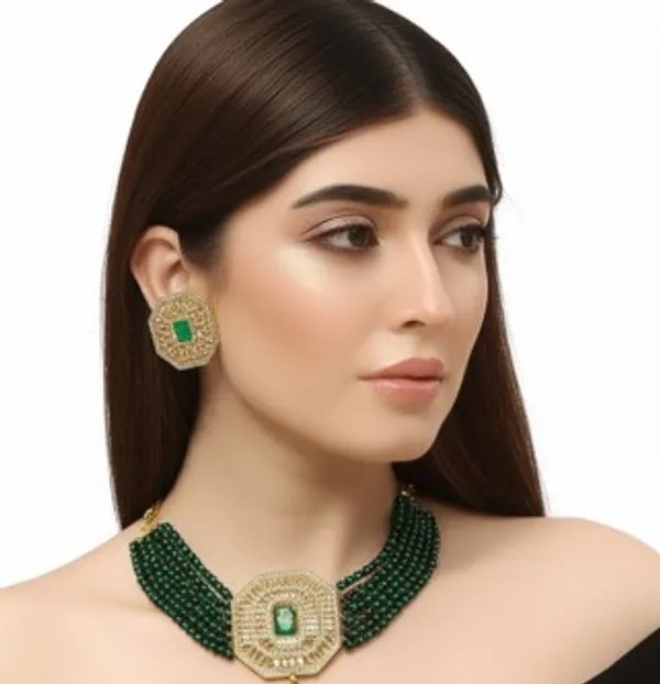 Elegant_Emerald_Green_Beaded_Choker_Necklace_and_Earrings_Set