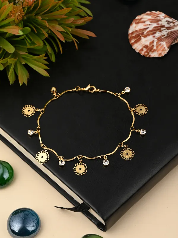 Elegant_Gold-Tone_Charm_Bracelet_with_Sparkling_Crystal_Accents