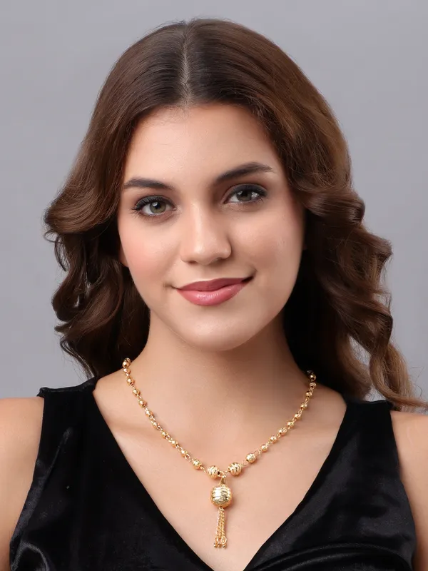 Elegant_Gold_Tone_Textured_Ball_Pendant_Chain_Necklace