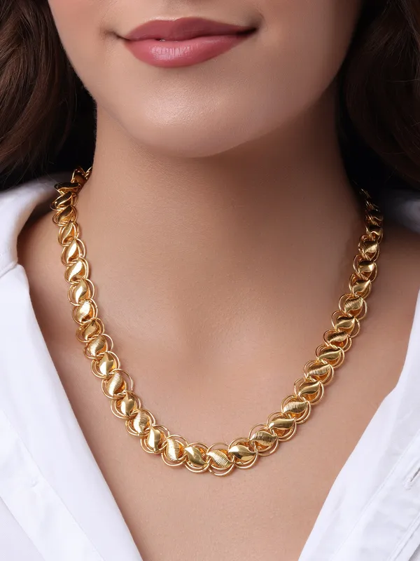 Elegant_Gold_Tone_Textured_Link_Chain_Necklace