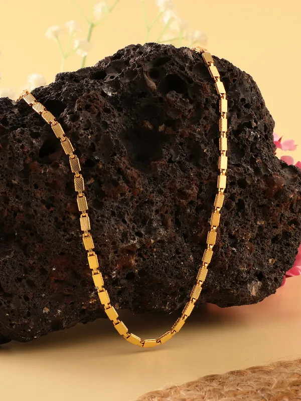 Elegant_Gold-Tone_Textured_Link_Necklace