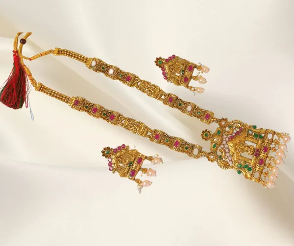 Exquisite_Gold-Plated_Temple_Jewelry_Set_with_Ruby,_Emerald,_and_Pearl_Accents